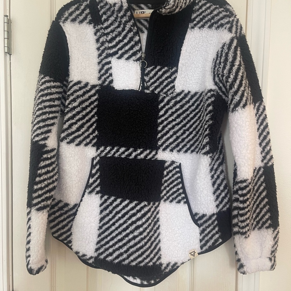 Black and White Sherpa